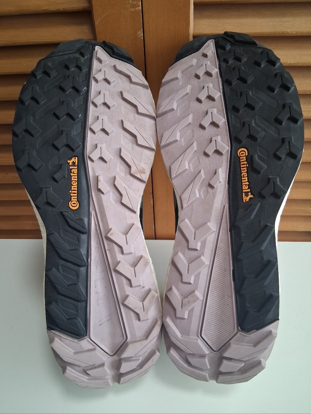 adidas Terrex Olive Green with Pink Accent Trail Running Shoes - Picture 8 of 8